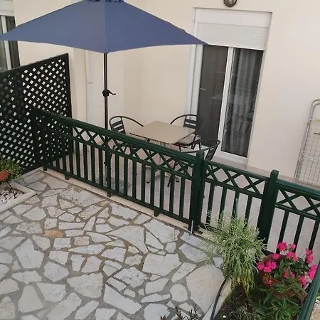 Apartament Ntina Kouliaki *
